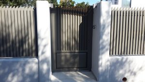 Ανοιγόμενο πορτόνι LA72