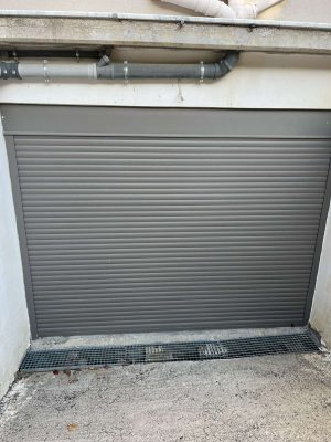 Γκαραζόπορτα Αλουμινίου RO04
